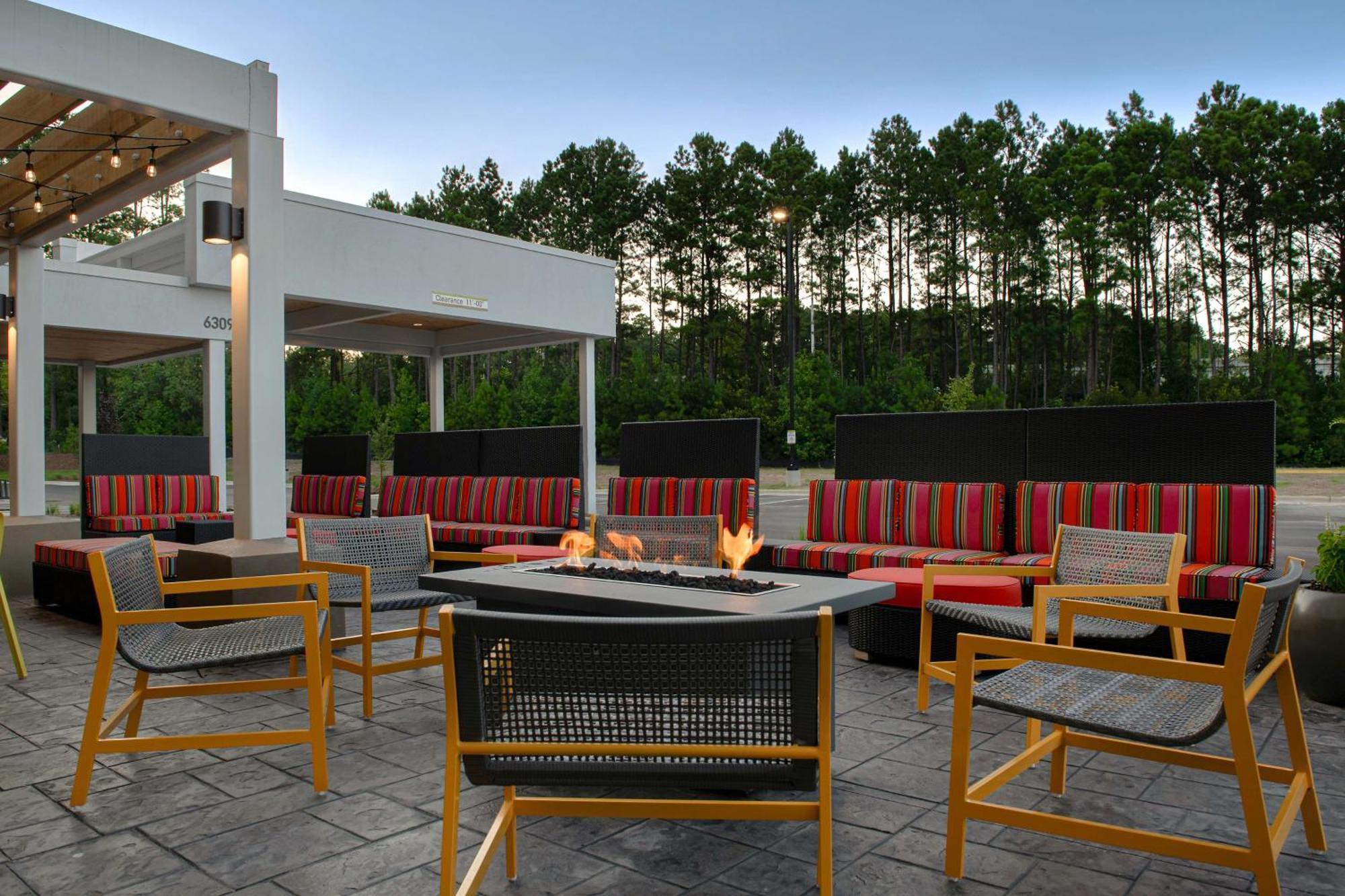 Home2 Suites By Hilton Fayetteville North Exterior foto